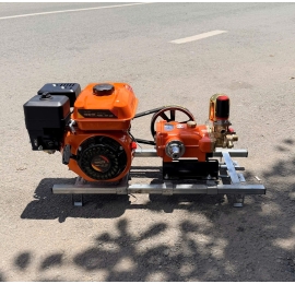 Máy xịt rửa phun thuốc cao áp chạy xăng